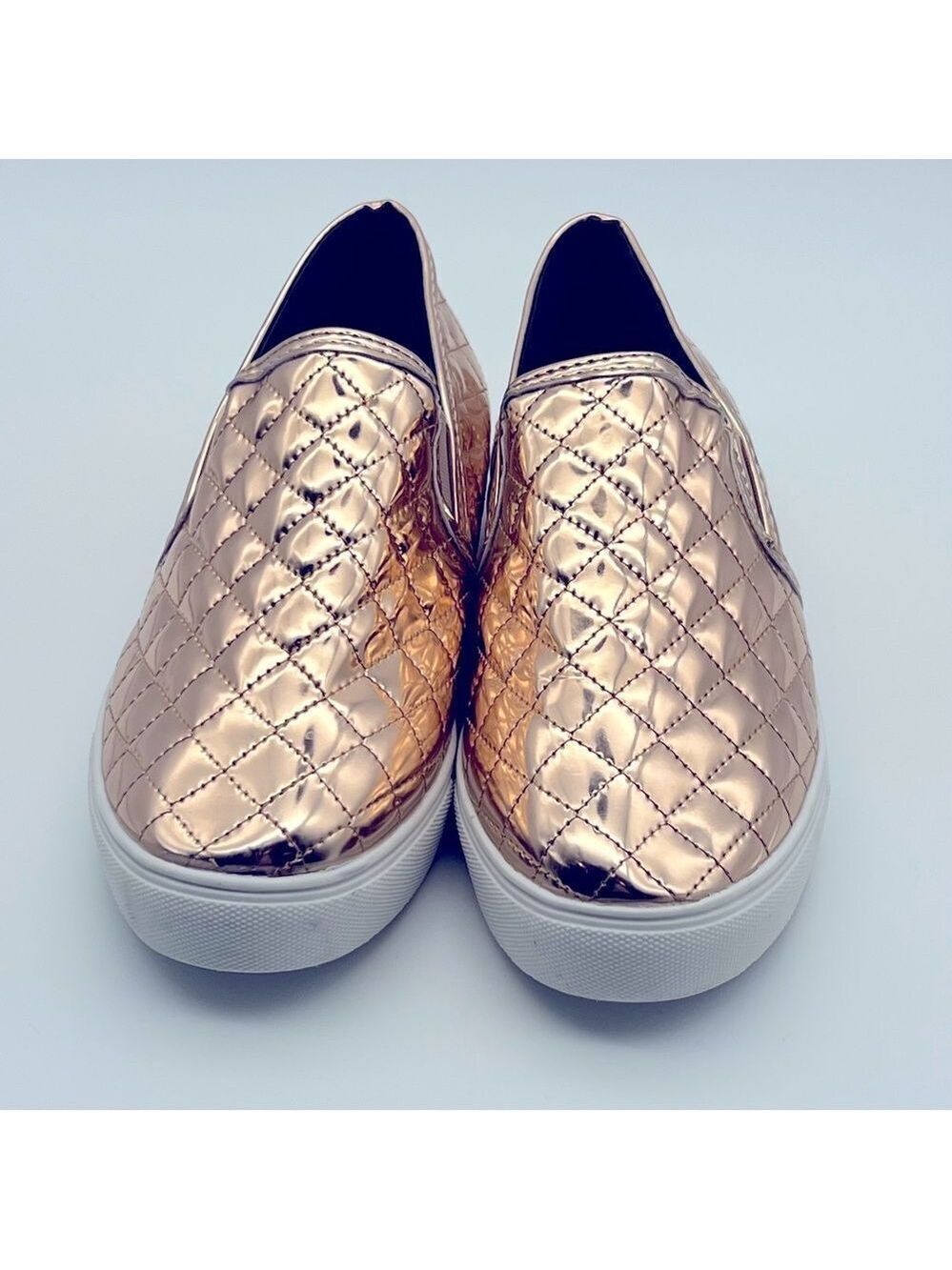 Rose Gold Slip On Sneakers Size 39 Brand Unknown Excellent Condition - Picture 7 of 9